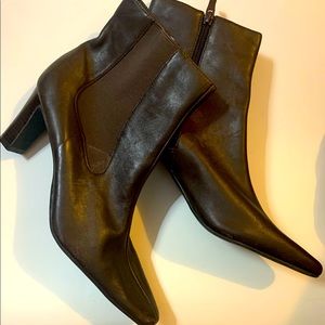 Leather Boots With Heels & Pointed Toes